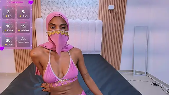 Amira Alzahra online show from 03/05/26, 05:04