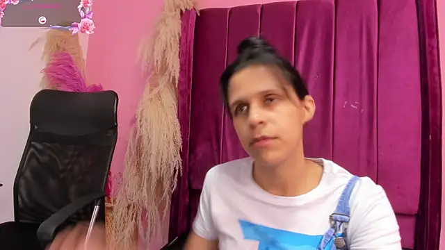 mitzukywinteer online show from 04/08/26, 08:10