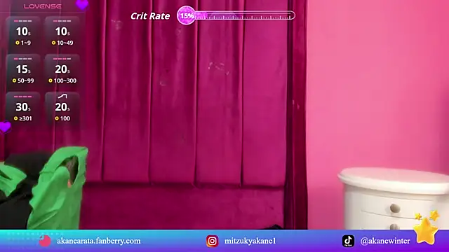 Snapshot of mitzukywinteer chatting on 05/30/26, 07:41 mitzukywinteer online show from 05/30/26, 07:41