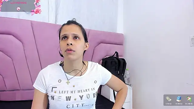 Snapshot of mitzukywinteer chatting on 03/01/26, 08:20 mitzukywinteer online show from 03/01/26, 08:20