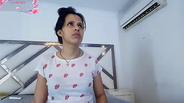 mitzukywinteer online show from 03/04/26, 09:33