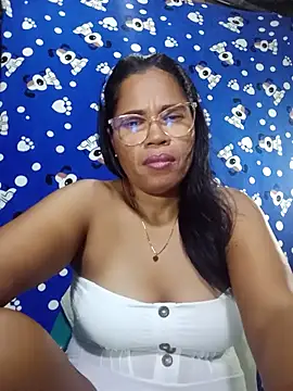 Snapshot of Yandris_1212 chatting on 06/16/26, 01:38 Yandris 1212 online show from 06/16/26, 01:38