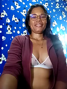 Snapshot of Yandris_1212 chatting on 05/10/26, 01:31 Yandris 1212 online show from 05/10/26, 01:31