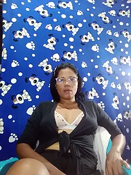 Snapshot of Yandris_1212 chatting on 06/22/26, 12:16 Yandris 1212 online show from 06/22/26, 12:16