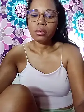 Snapshot of Yandris_1212 chatting on 05/21/26, 01:41 Yandris 1212 online show from 05/21/26, 01:41