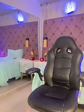 Auri   online show from 03/14/26, 07:31