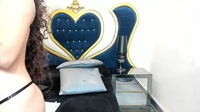 SofiaArsila online show from 04/03/26, 11:38