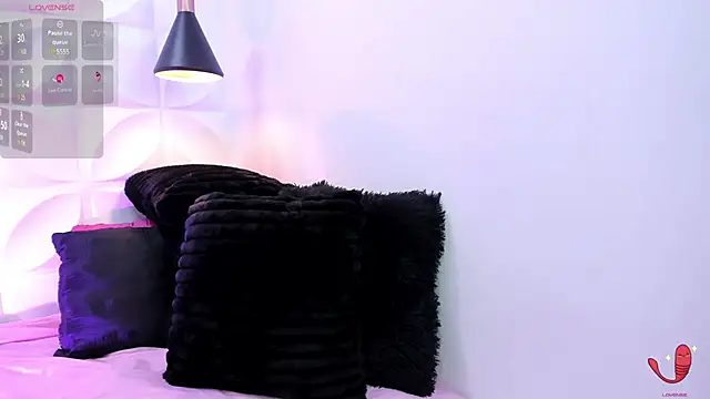 zaira skinny online show from 03/21/26, 03:41