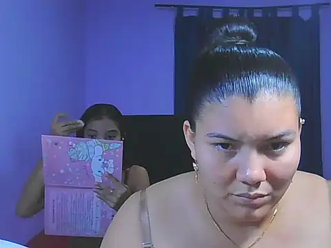 Helena-Paola online show from 02/08/26, 05:05