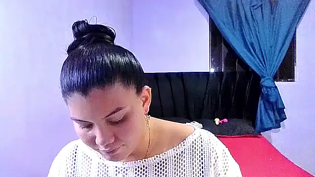 Helena-Paola online show from 03/15/26, 05:14