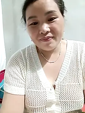 Snapshot of nana_nana99 chatting on 07/17/26, 04:04 nana nana99 online show from 07/17/26, 04:04