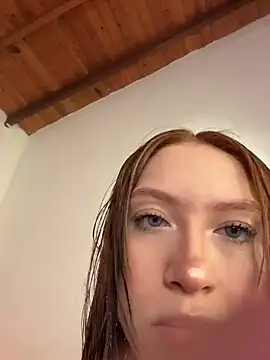 Snapshot of Alison_Ivanova chatting on 02/17/26, 06:11 Alison Ivanova online show from 02/17/26, 06:11