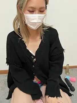 yumi0025 online show from 02/27/26, 05:51