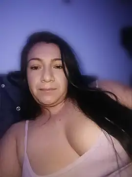 Katysaez online show from 06/06/26, 04:28