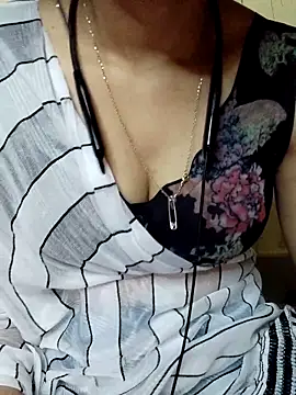 annugirl online show from 02/01/26, 08:01