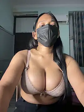 RadhikaHotty online show from 04/05/26, 05:41