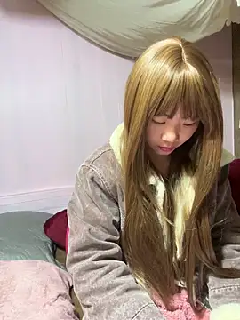 Snapshot of Lata-cute chatting on 02/05/26, 09:16 Lata-cute online show from 02/05/26, 09:16