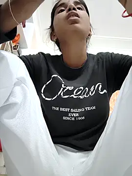 Snapshot of Cute-Natashaa chatting on 02/12/26, 08:14 Cute-Natashaa online show from 02/12/26, 08:14