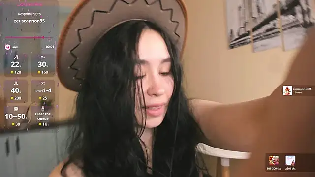 GiovannaAntonelli online show from 04/24/26, 05:42