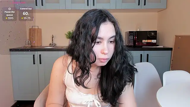 GiovannaAntonelli online show from 03/26/26, 05:39