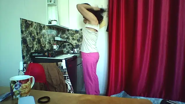 bella2322 online show from 04/14/26, 03:33