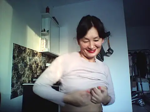 bella2322 online show from 02/01/26, 11:30