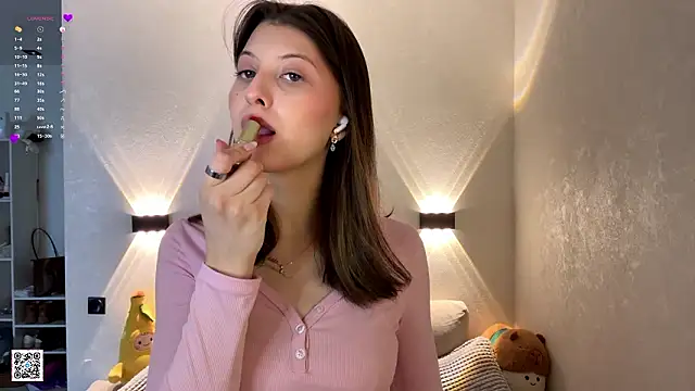 LouiseChavez online show from 03/27/26, 08:11