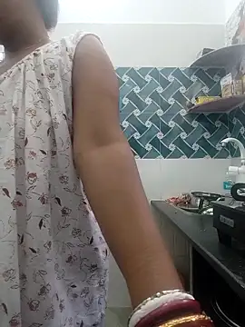 Hot-Tinaa online show from 03/05/26, 02:19