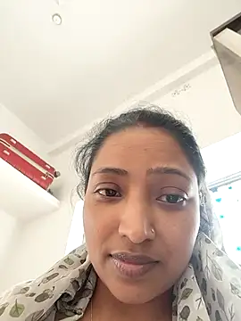 Hot-Tinaa online show from 01/17/26, 07:23