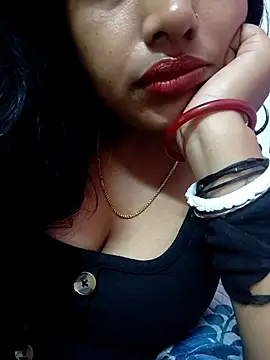 Hot-Tinaa online show from 03/25/26, 11:58