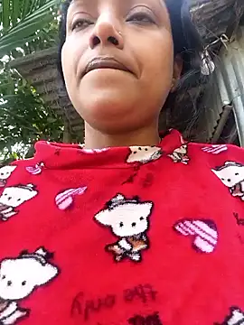 Hot-Tinaa online show from 02/10/26, 04:33