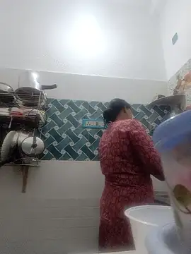 Hot-Tinaa online show from 04/10/26, 04:19