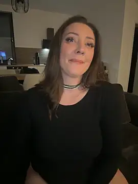 21tweetypie21 online show from 02/24/26, 06:42