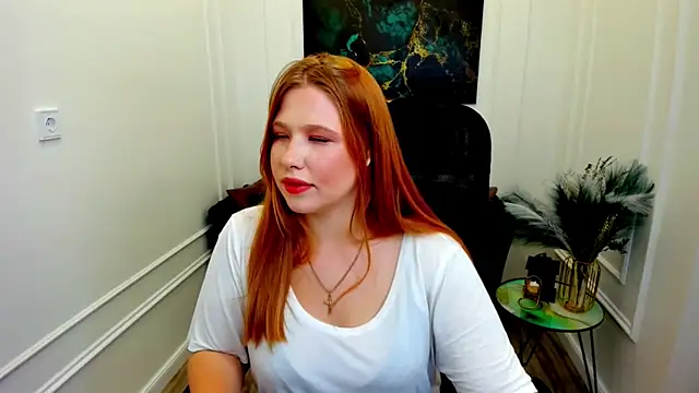 Snapshot of SweetDaylight chatting on 05/15/26, 07:23 SweetDaylight online show from 05/15/26, 07:23