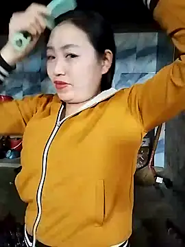 lia-coy online show from 02/20/26, 03:36