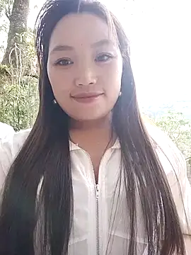 lia-coy online show from 04/11/26, 11:03