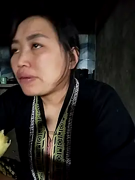 lia-coy online show from 02/18/26, 02:42