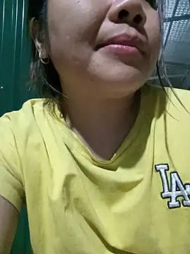 Snapshot of Lioe_koei chatting on 07/17/26, 04:26 Lioe koei online show from 07/17/26, 04:26