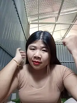 Snapshot of Lioe_koei chatting on 06/05/26, 03:33 Lioe koei online show from 06/05/26, 03:33