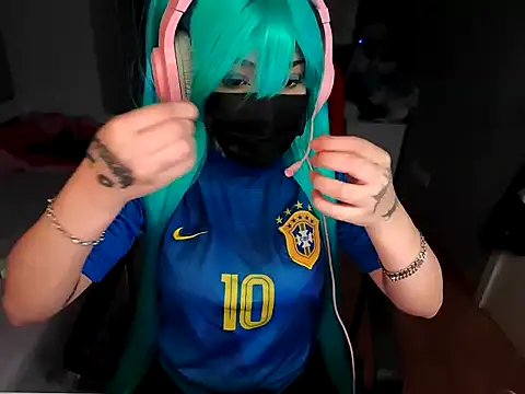 Lucyiy  online show from 06/20/26, 04:50
