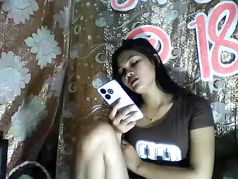 PinaySkinnyJust18 online show from 02/14/26, 10:26