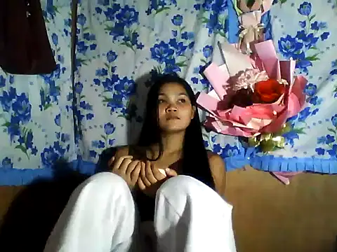 PinaySkinnyJust18 online show from 05/21/26, 10:23