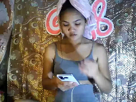 PinaySkinnyJust18 online show from 02/20/26, 08:16