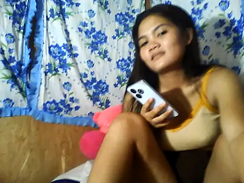 Snapshot of PinaySkinnyJust18 chatting on 07/03/26, 09:38 PinaySkinnyJust18 online show from 07/03/26, 09:38