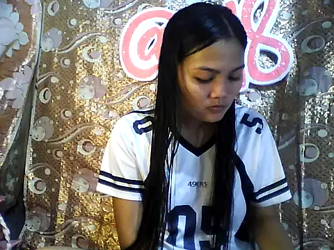 PinaySkinnyJust18 online show from 02/18/26, 09:17