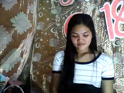 PinaySkinnyJust18 online show from 02/22/26, 12:51