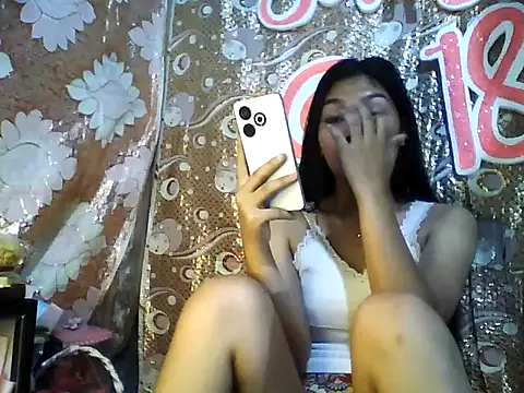 PinaySkinnyJust18 online show from 02/15/26, 09:14