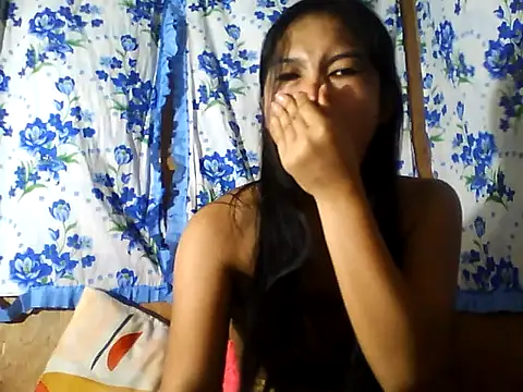 Snapshot of PinaySkinnyJust18 chatting on 07/01/26, 10:54 PinaySkinnyJust18 online show from 07/01/26, 10:54