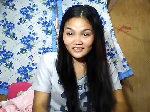 PinaySkinnyJust18 online show from 05/31/26, 06:41
