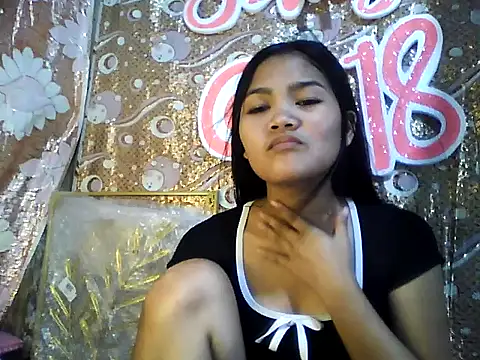 PinaySkinnyJust18 online show from 02/19/26, 10:12